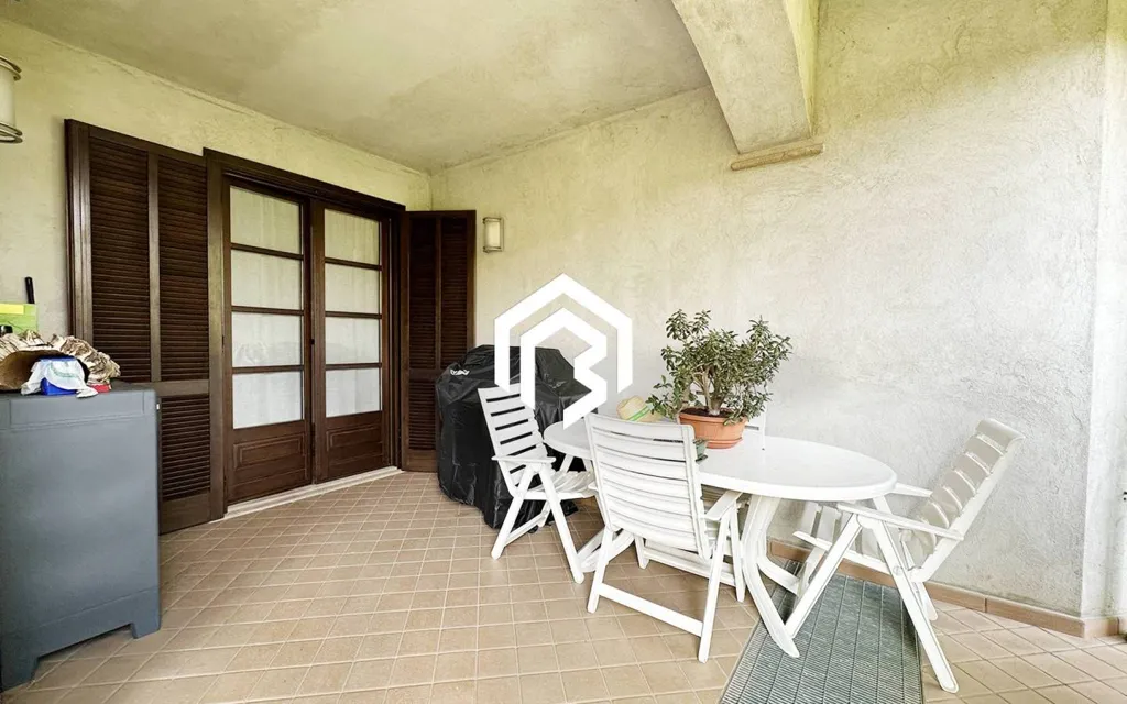 Terrass - Villa with Private Garden in Vignolo