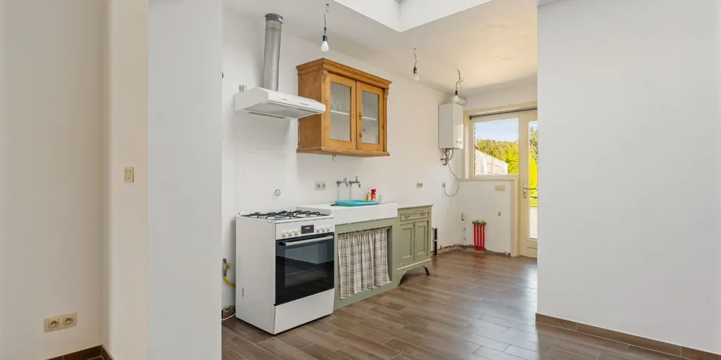 Cucina - Renovated House with Garden in Menen