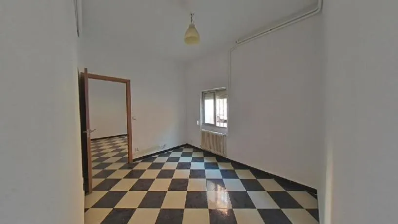 Toad - Family-orientated Flat in Madrid