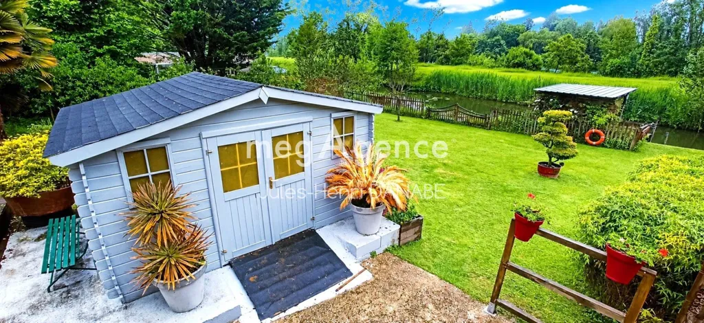 Aed - House with Pool in Sens, 1h15 from Paris