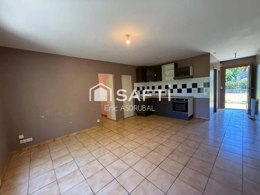 Kitchen - Detached House with Garden in Le Buisson-De-Cadouin