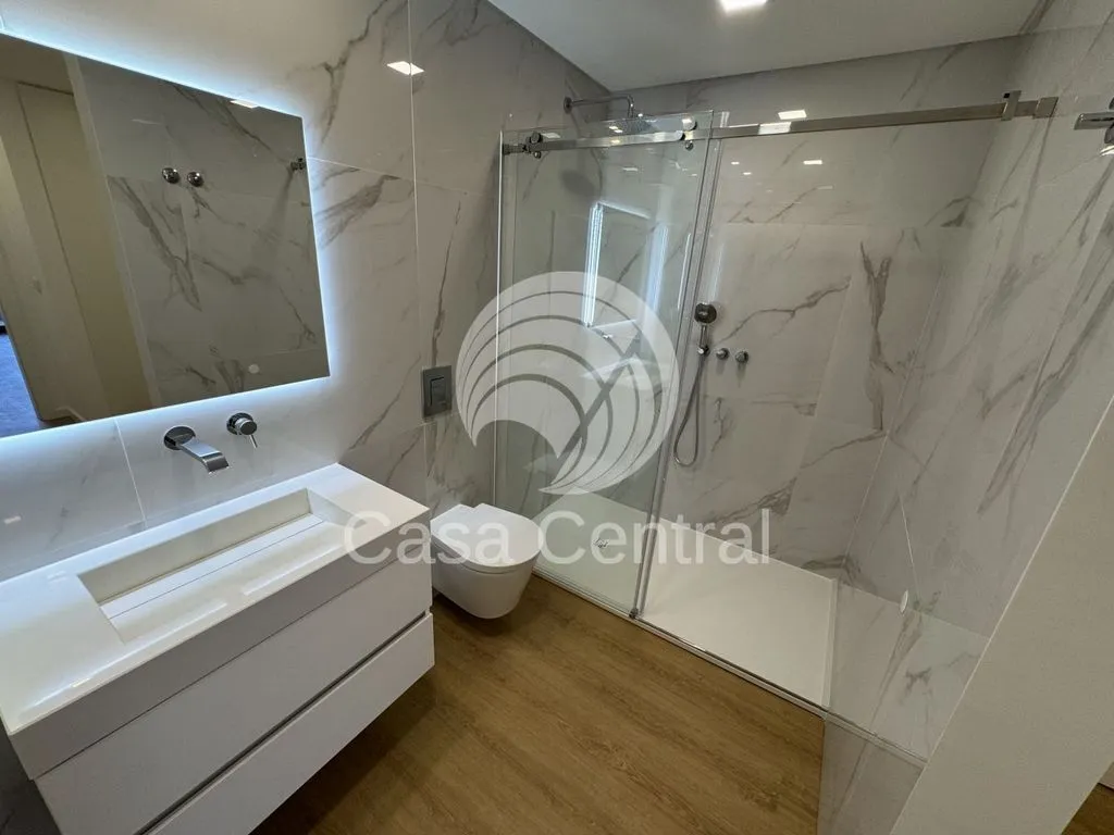 Vannitoad - Luxury House with Pool in Loures