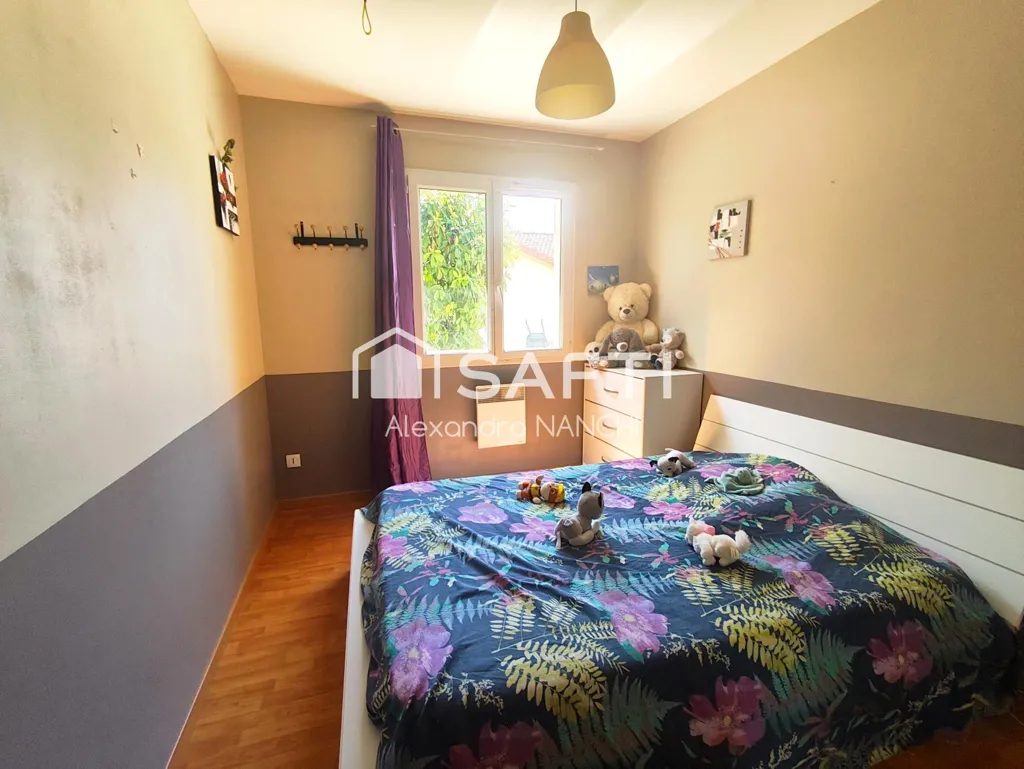 Magamistoad - 5-Bedroom House with Pool in Saint-Vulbas
