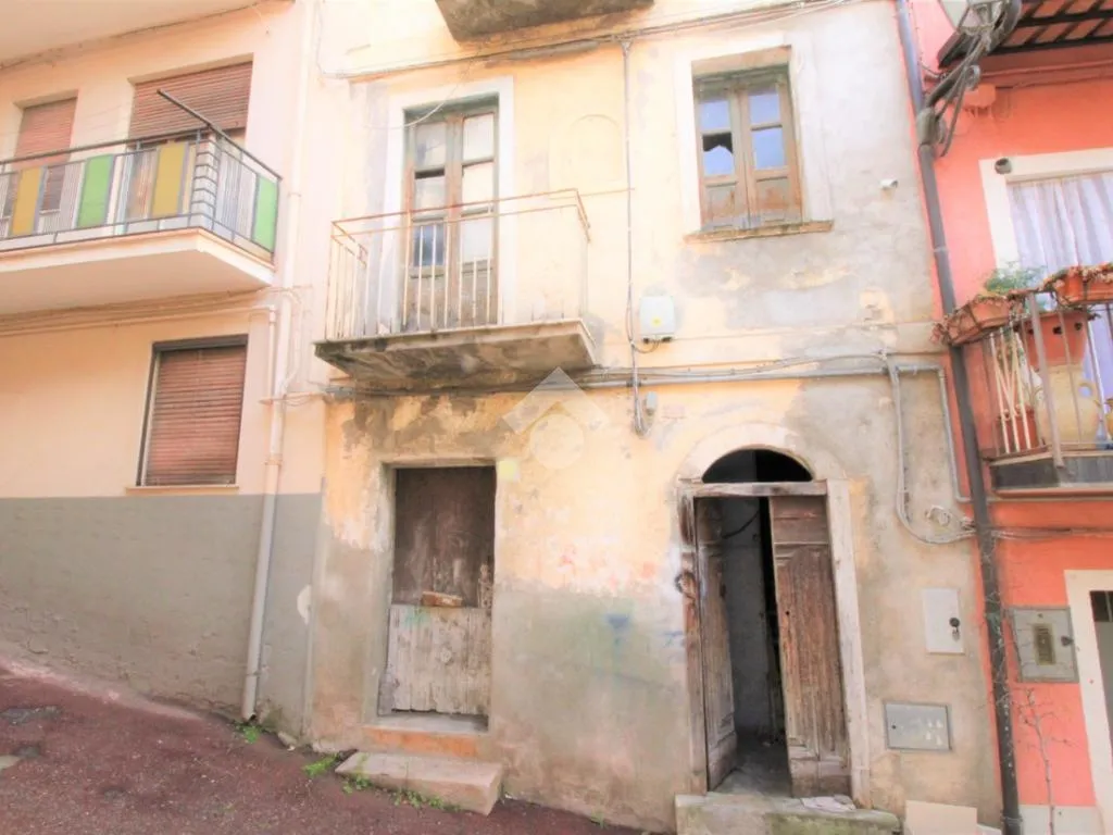 Esterno - Three-Bedroom Apartment in Historic Centre, Nicastro