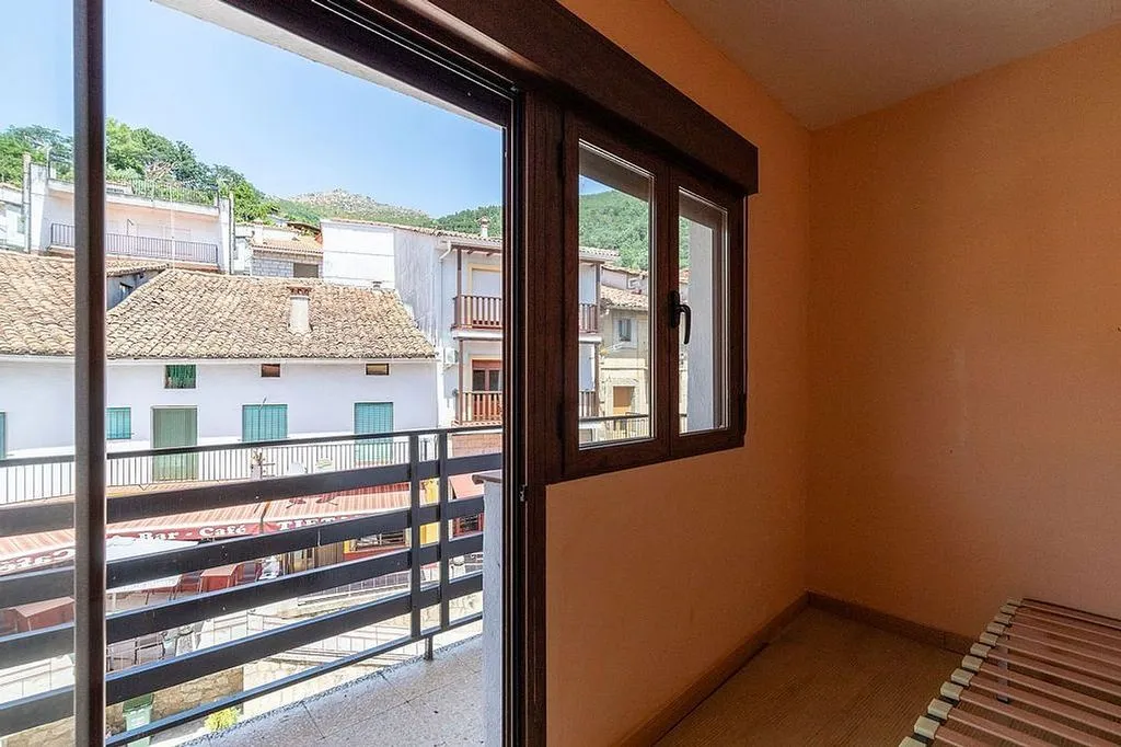 Rõdu - Traditional Townhouse with Terrace in Pedro Bernardo
