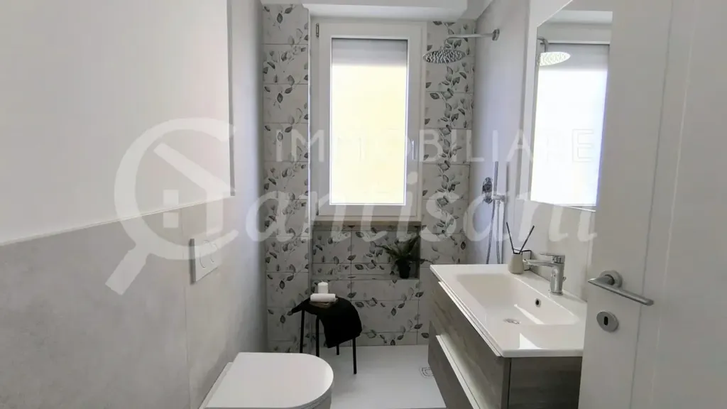 Bathrooms - Rearranged Apartment with Balcony in Florence
