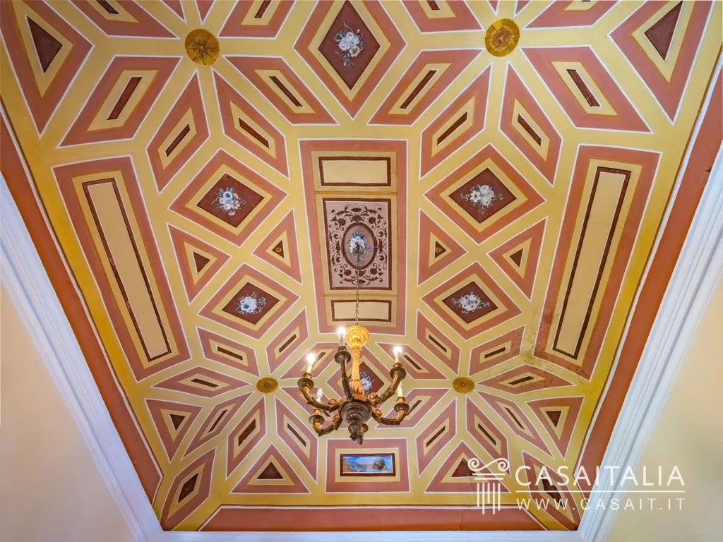 Toad - Historic Villa with Panoramic Views near Pesaro