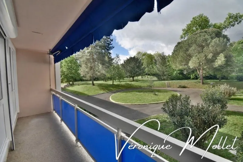 Balcon - Appartement avec Vue sur Parc au Calme à Blanquefort