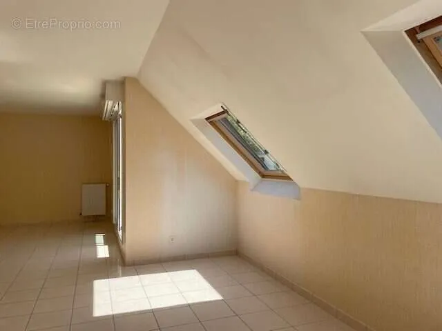 Pièces - Appartement 3 Pièces avec Parking à Vannes