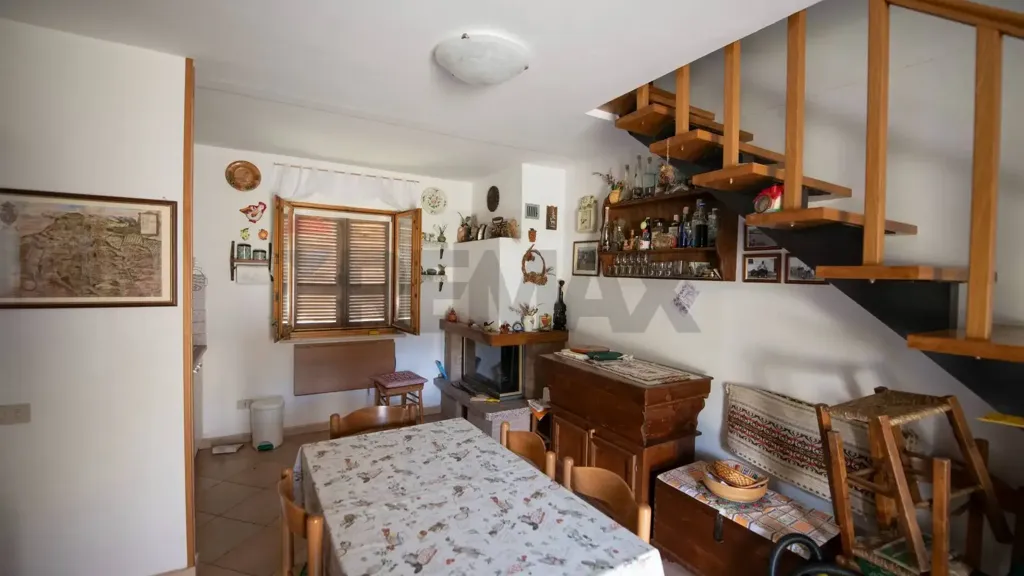 Söögituba - Semi-detached Apartment with Panoramic View in Arcevia