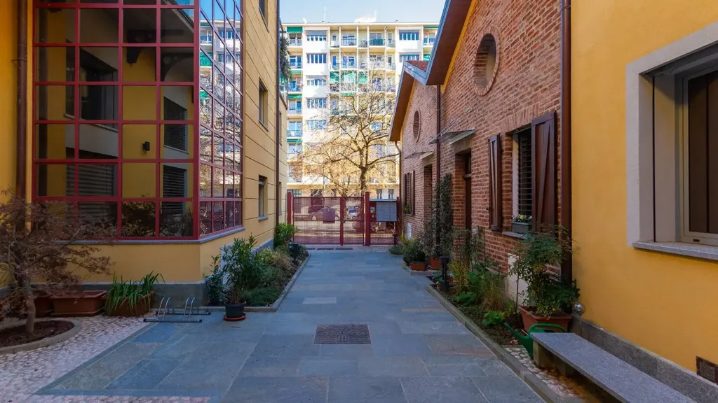 Aed - Loft with Solar Panels in Corso Verona, Turin