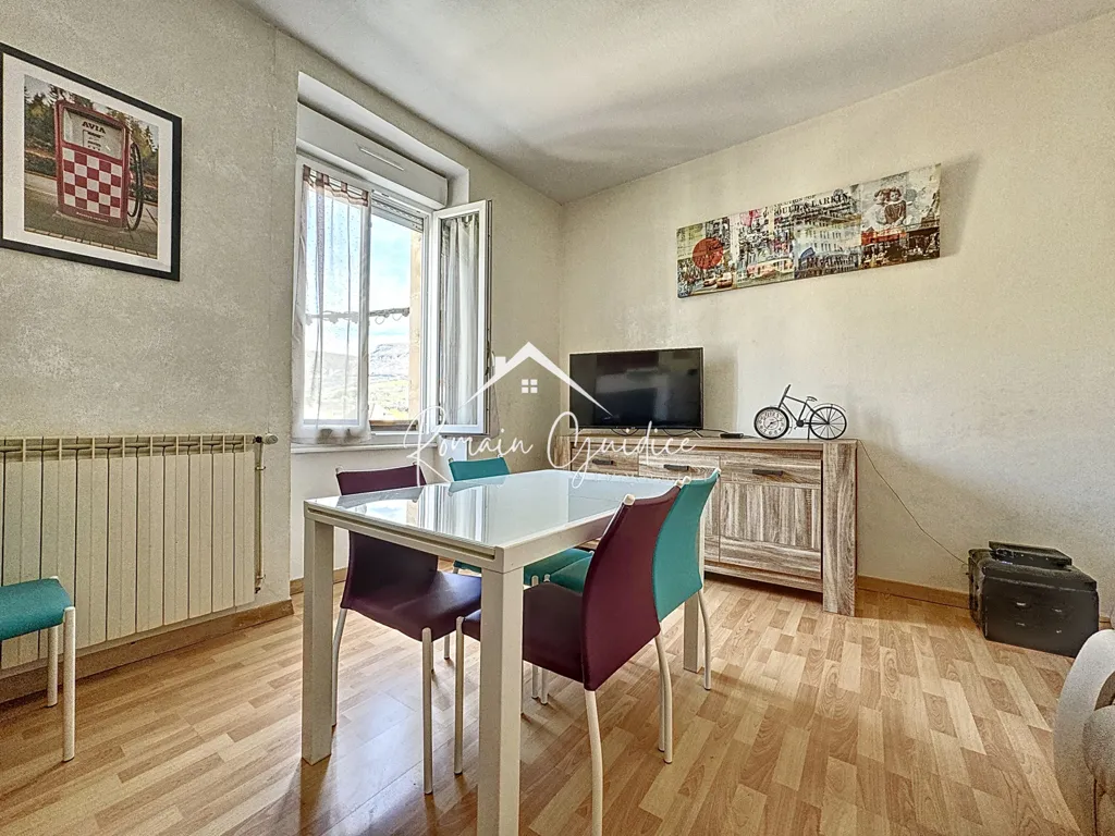 Salle à manger - Appartement 2 Pièces Centre Ville à Millau