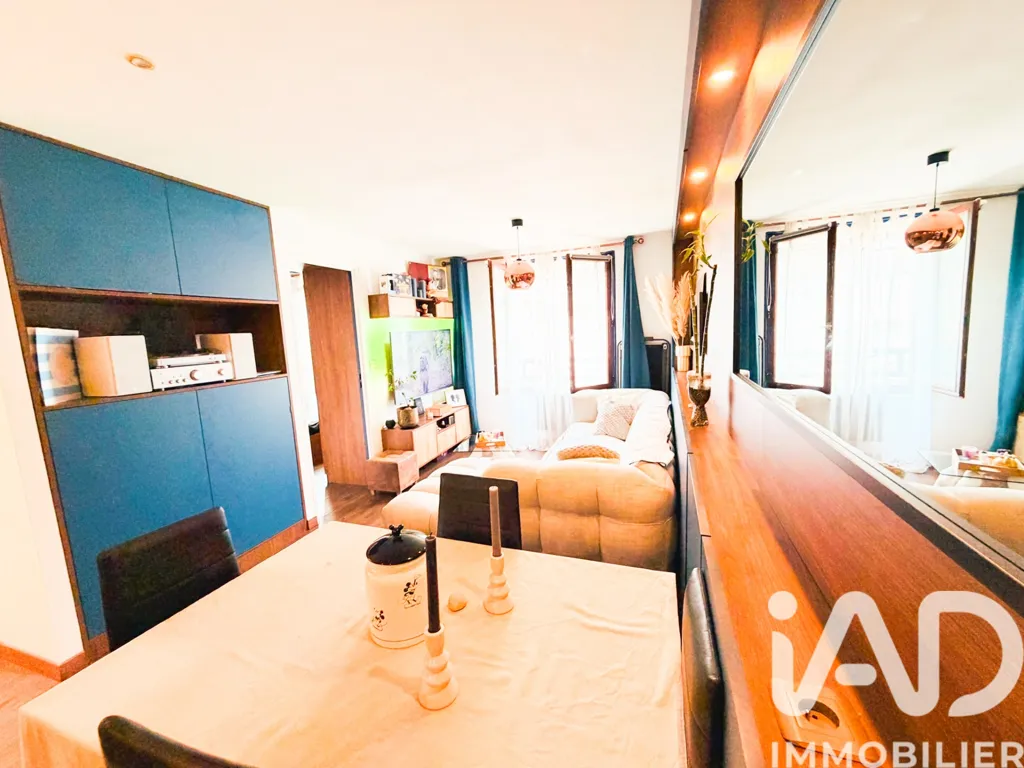 Salle à manger - Appartement T2 avec Parking à Claye-Souilly