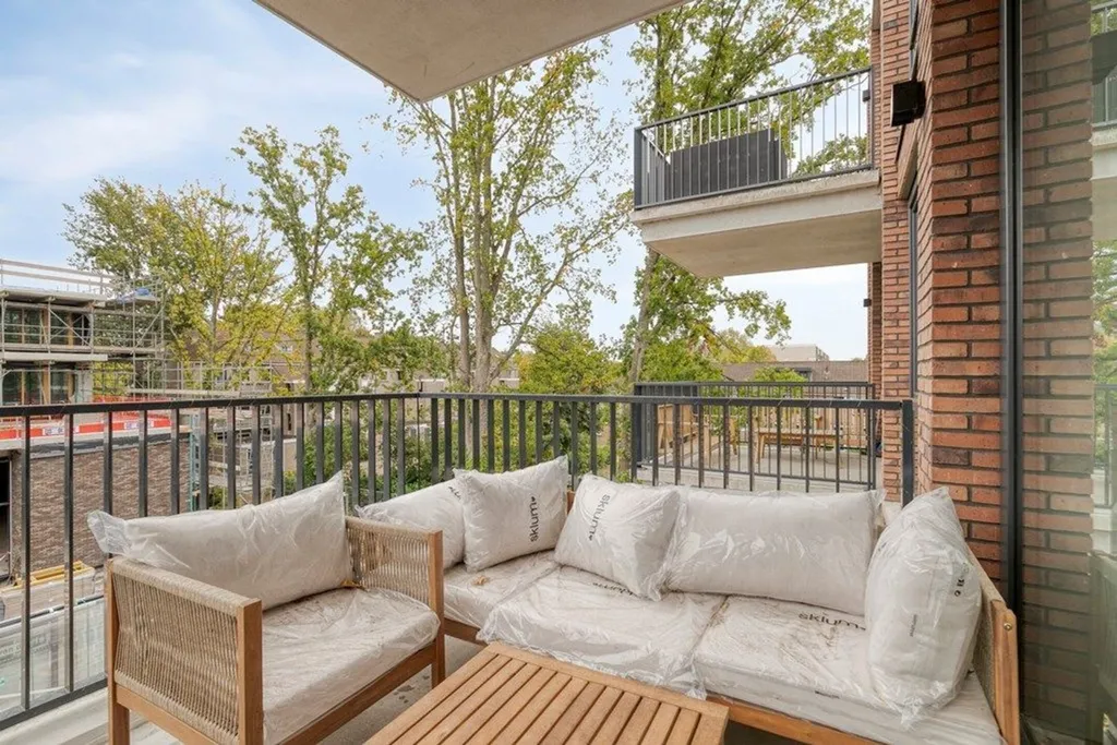 Rõdu - 1-Bedroom Apartment with Balcony in Rotterdam