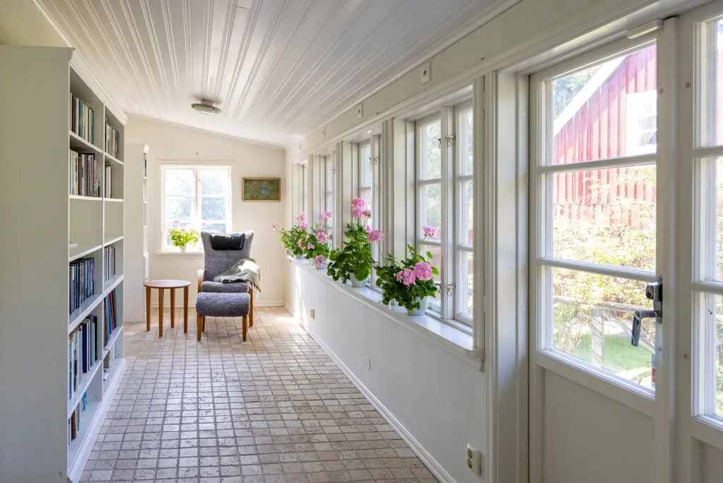 Entrée - Historic Captain's House with Stall in Kungsbacka
