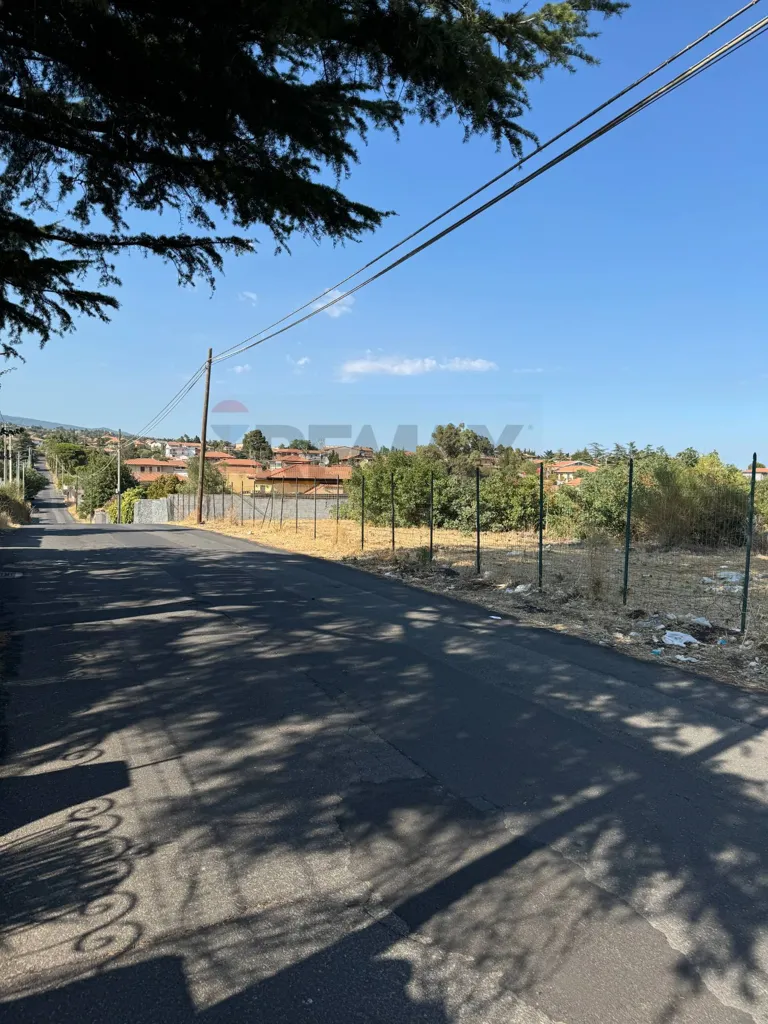 Jardin - Plaza Land with Etna View in Mascalucia