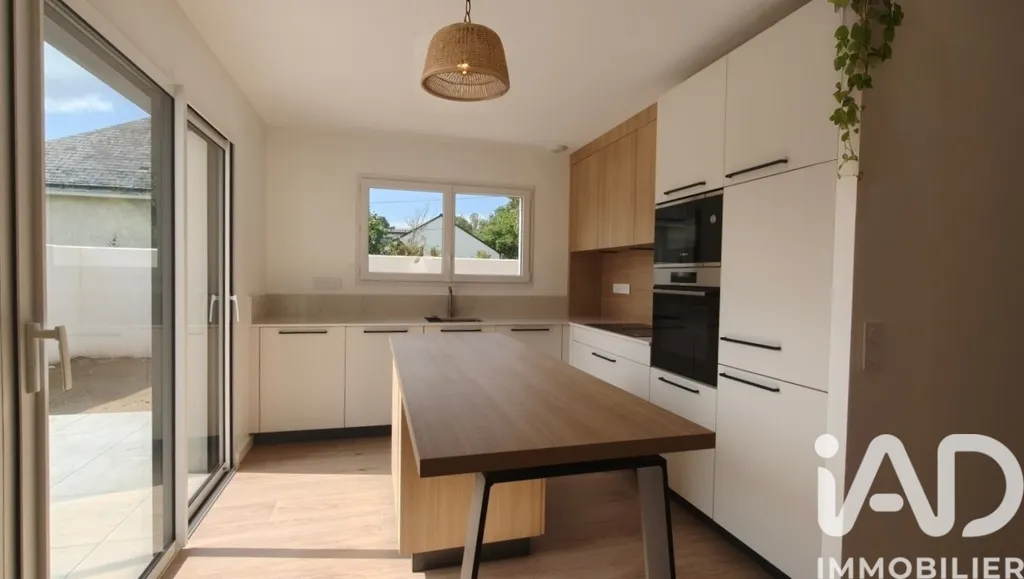 Cuisine - Maison Contemporaine avec Terrasse à Couëron