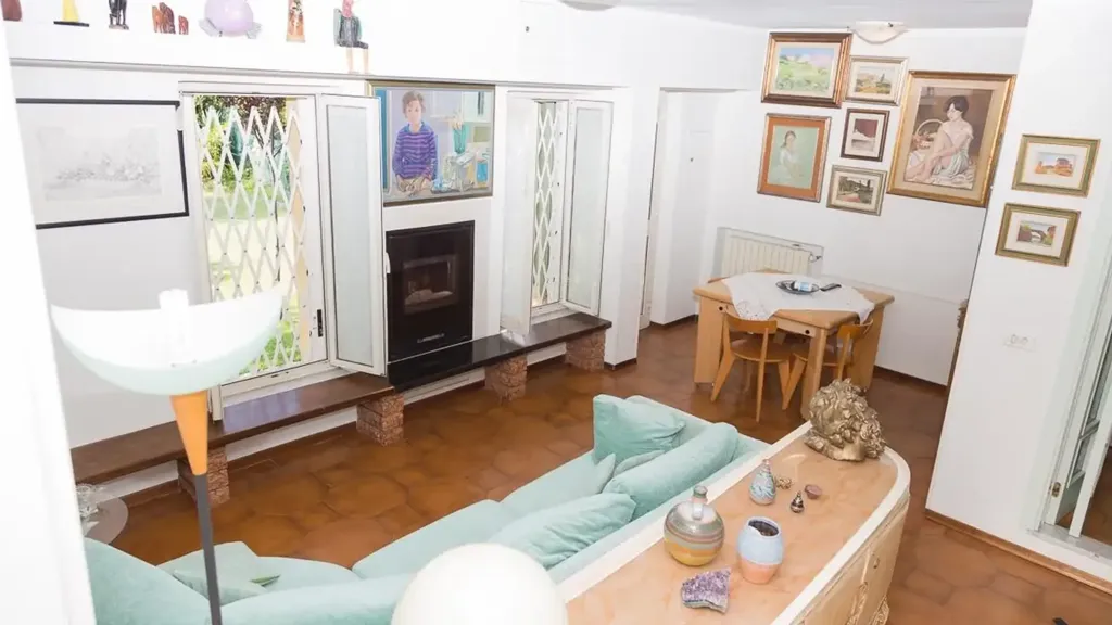 Séjour - Detached House with Private Garden in Massa