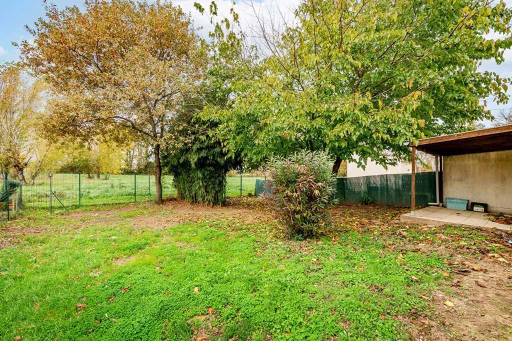Aed - Contemporary House with Garden near Libourne