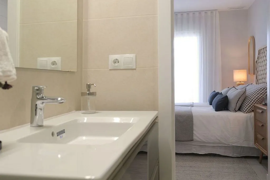 Vannitoad - New Flat with Sea View in Isla Canela
