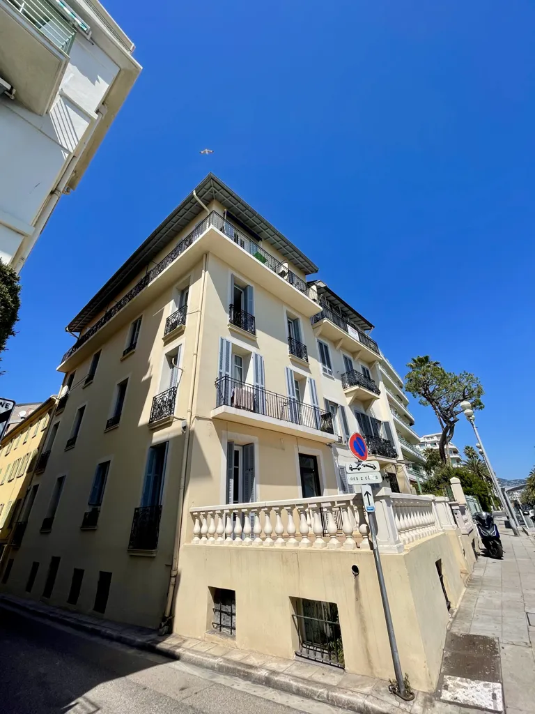 Välivaade - 3-Bed Apartment with 180° Sea View in Nice