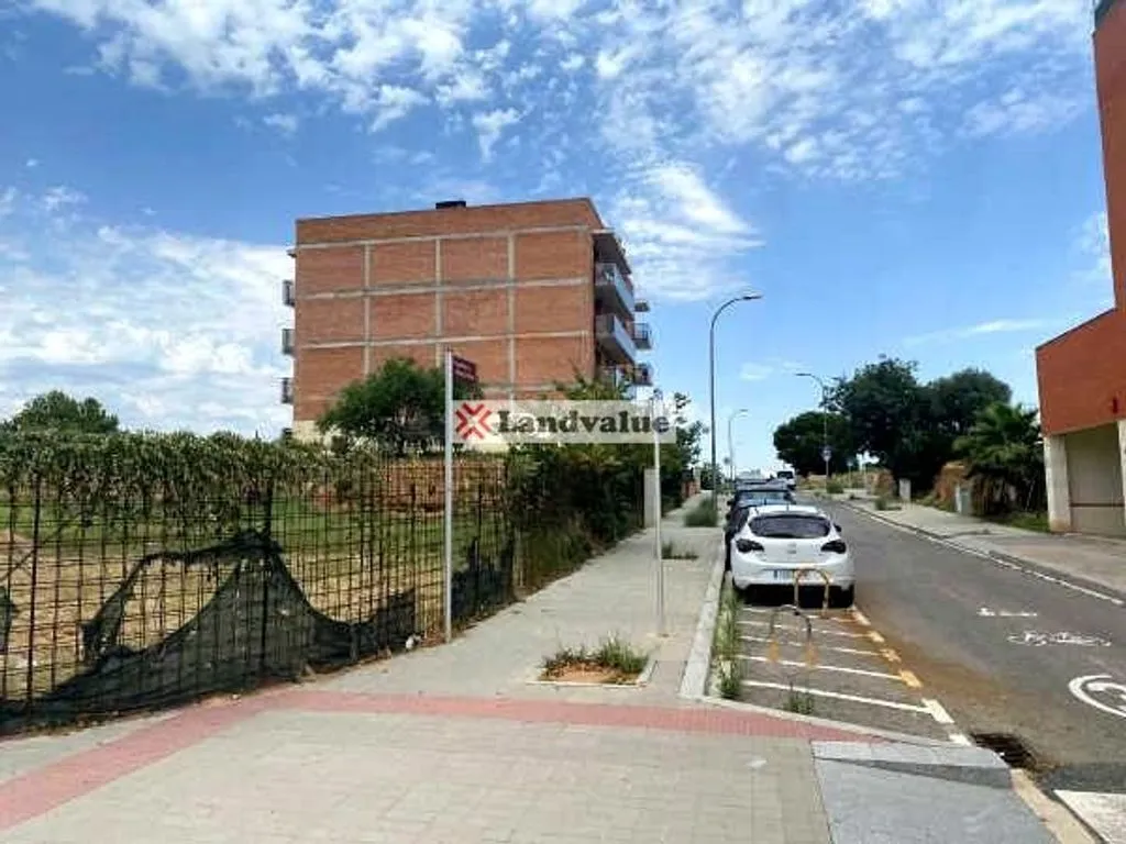Välivaade - Residential Plot in Reus, Catalonia