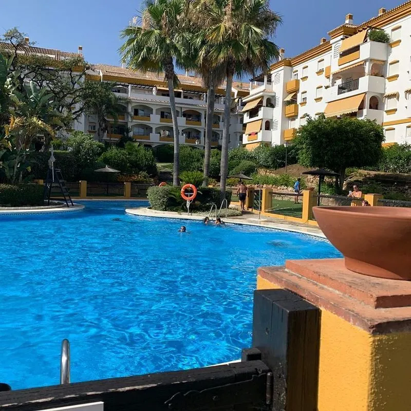 Piscine - Apartment with Pool in Pinos de Nagüeles