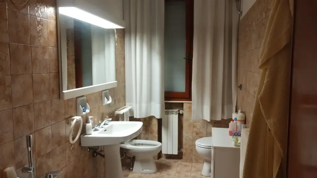 Vannitoad - Elegant Apartment with Terrace in Empoli