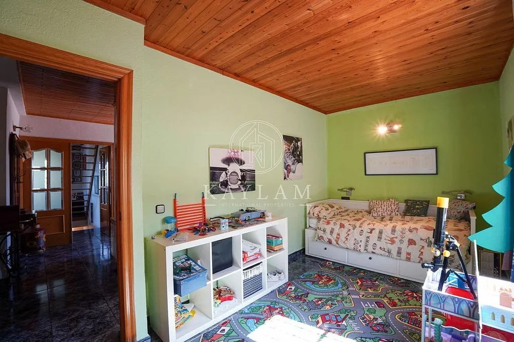 Magamistoad - Rustic Chalet with Pool in Lloret de Mar