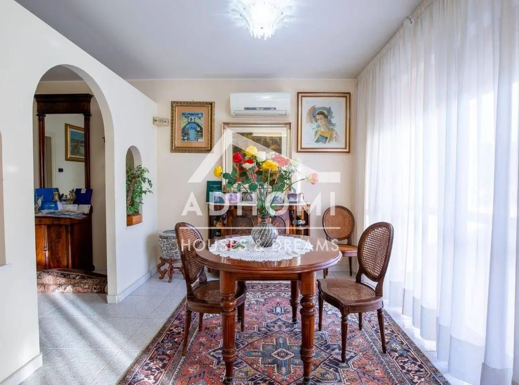 Salle à manger - Penthouse with Sea View in Cagliari