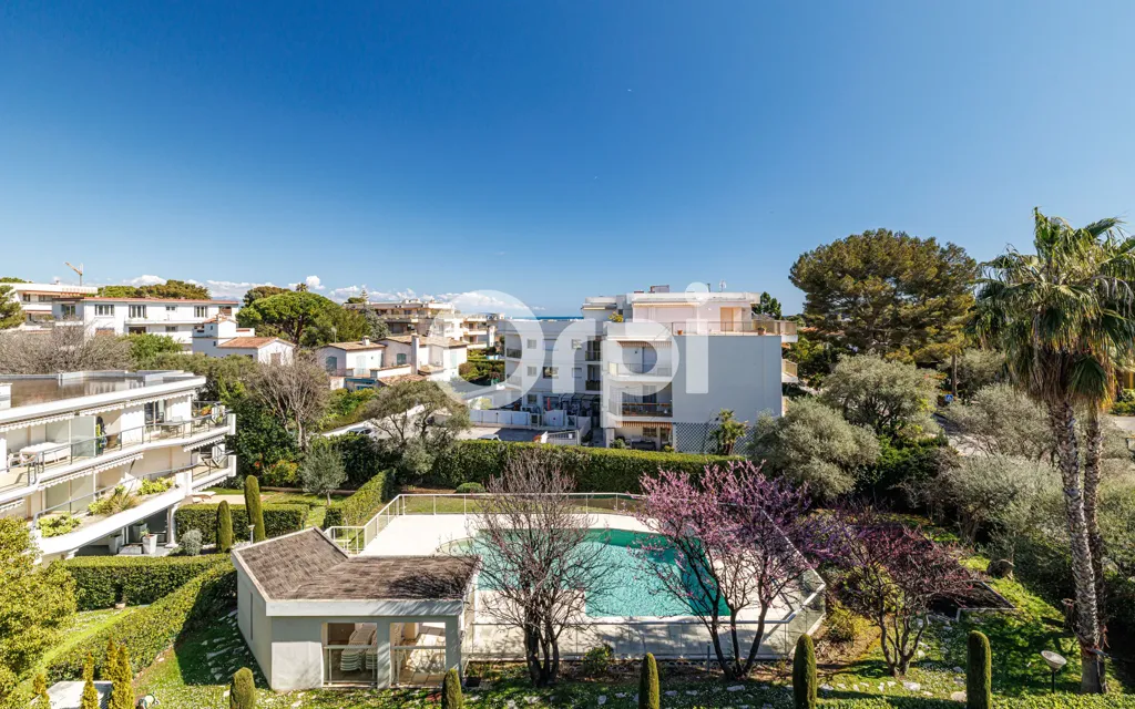 Vue aérienne - Penthouse avec vue mer à Antibes