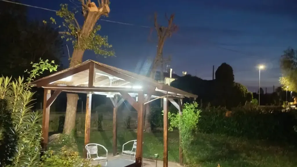 Terrasse - Rustic Villa with Garden in Lusia