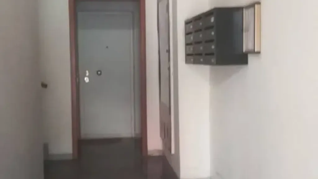 Esik - Bright 2-Bedroom Apartment in Bari Centre