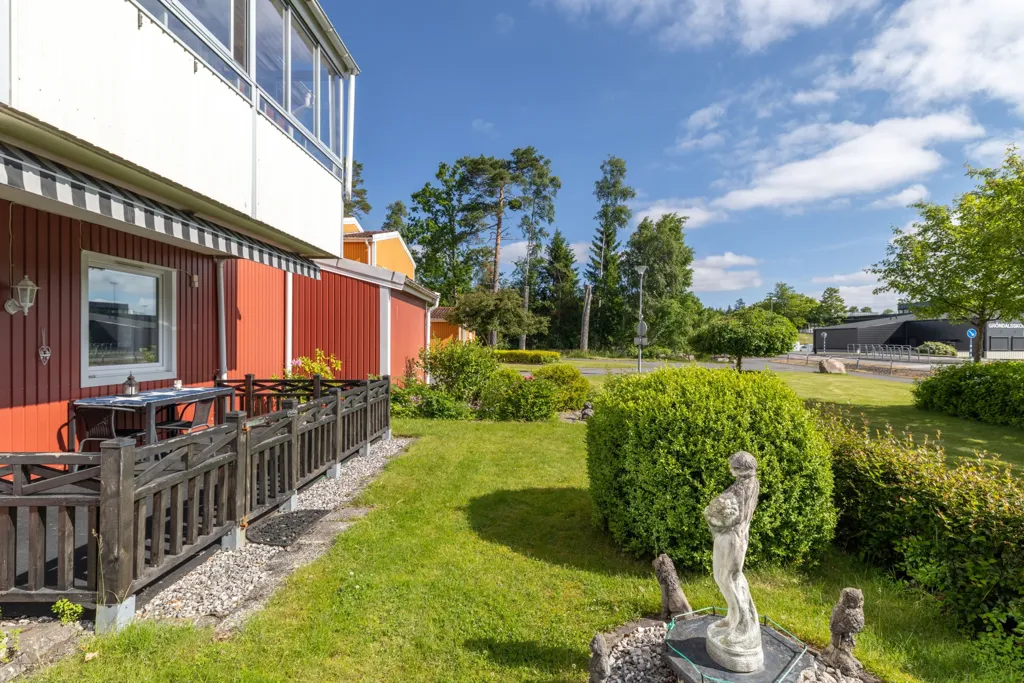 Giardino - Bostadsrätt with Garden in Gröndal