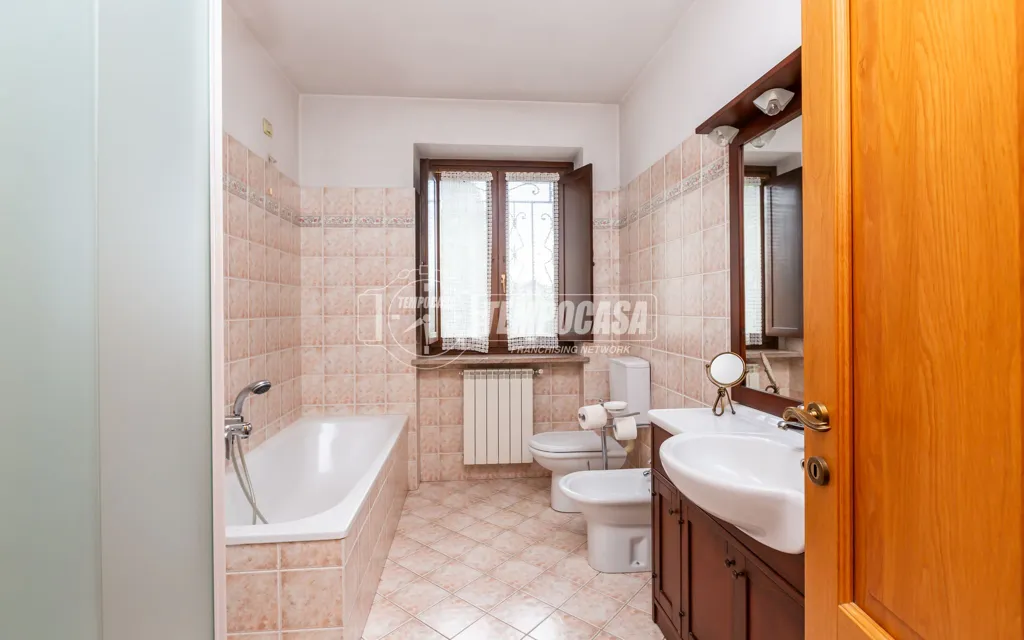 Vannitoad - Bifamiliar Villa with Private Garden in Caprie