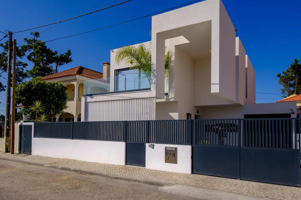 Extérieur - Contemporary Villa with Pool in Aroeira, Almada