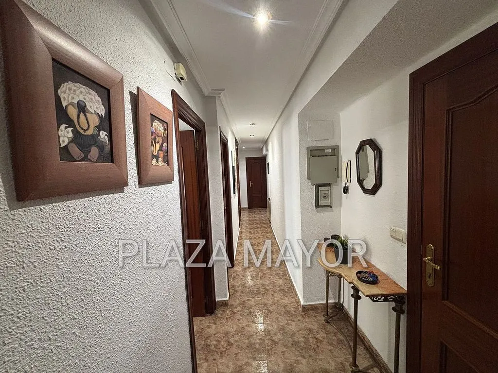 Entrée - Furnished Flat with Balcony in Rollo