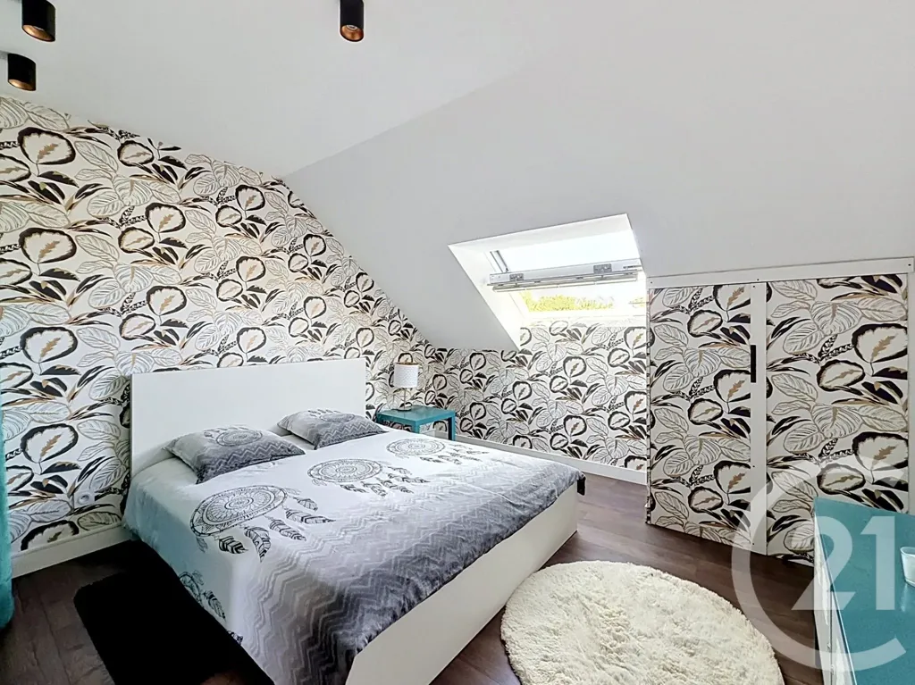 Magamistoad - 9-Piece House with Pool and Spa in Ancenis