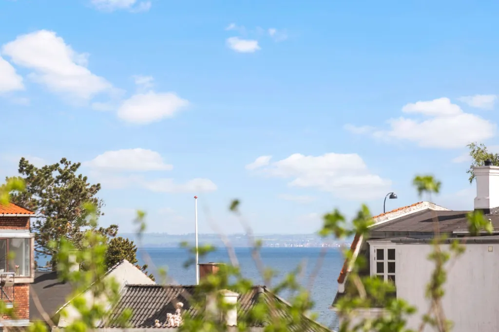 Terrasse - Fenced Villa with Garden in Klampenborg