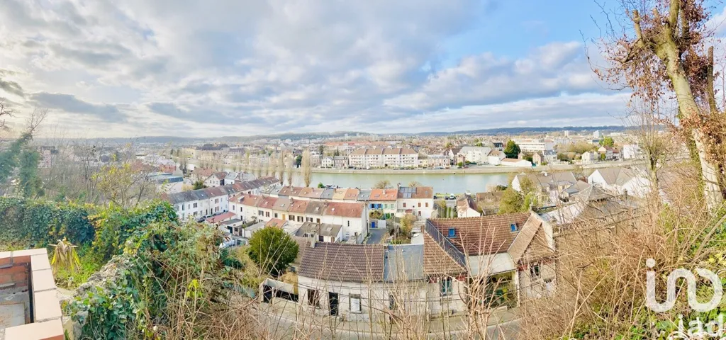 Maison d'Architecte avec Vue Panoramique à Creil