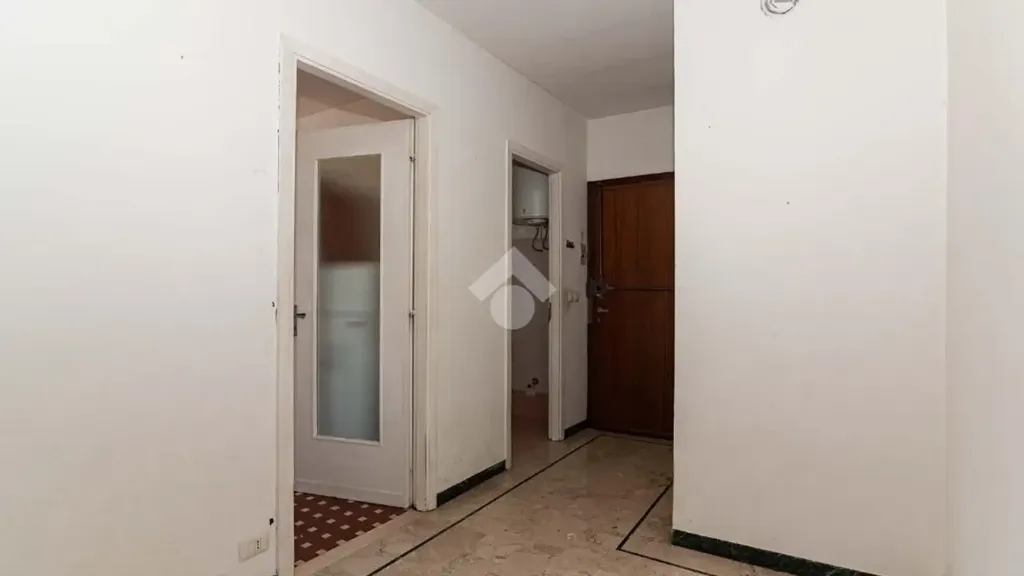 Hallway - Apartment with Alpine View in Cirie'