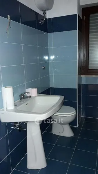 Salles de bain - Rented Office-Studio with Balcony in L'Aquila