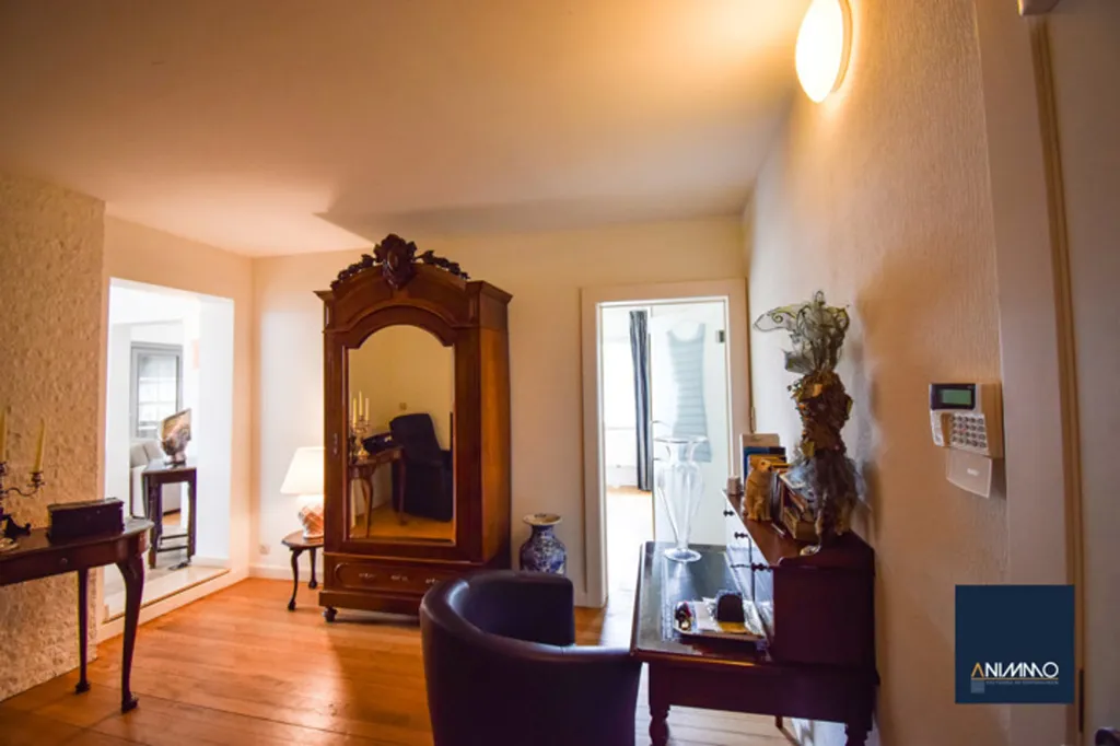 Esik - Spacious Villa with Countryside View in Kampenhout