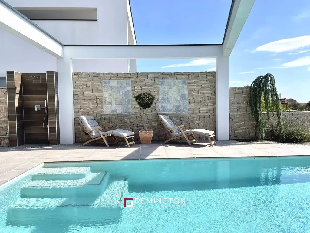 Piscine - Modern Villa with Pool in Private Resort, Krk