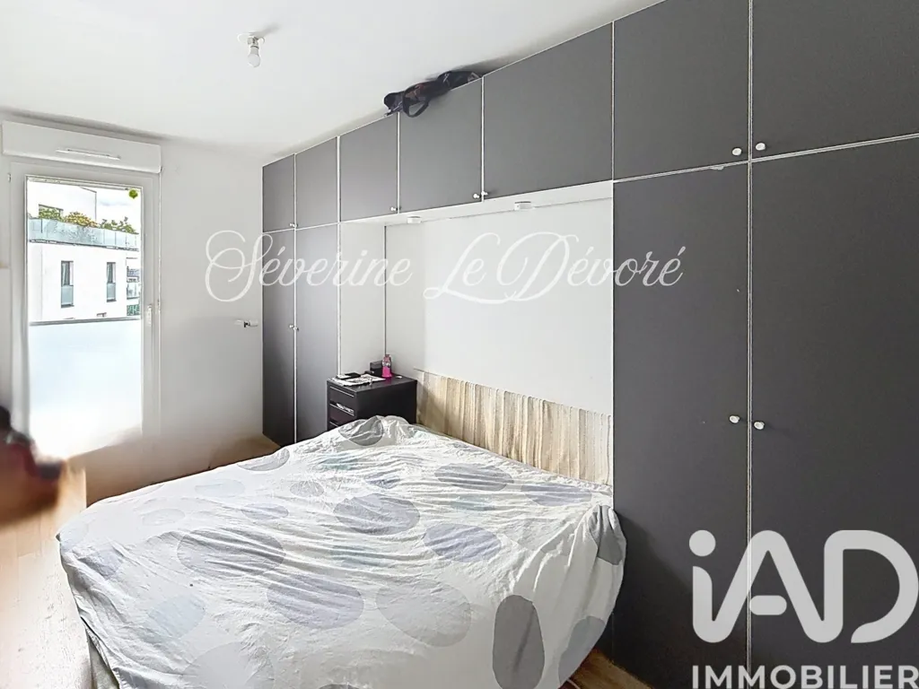 Bedrooms - Apartment with Balcony in Sannois