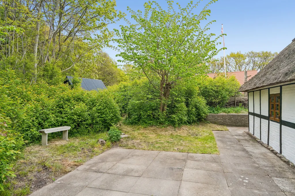 2-room house in Asaa