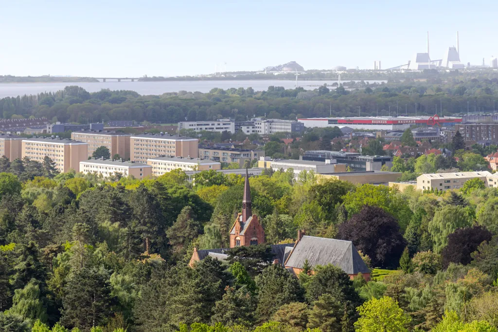Apartment with City View in Copenhagen V