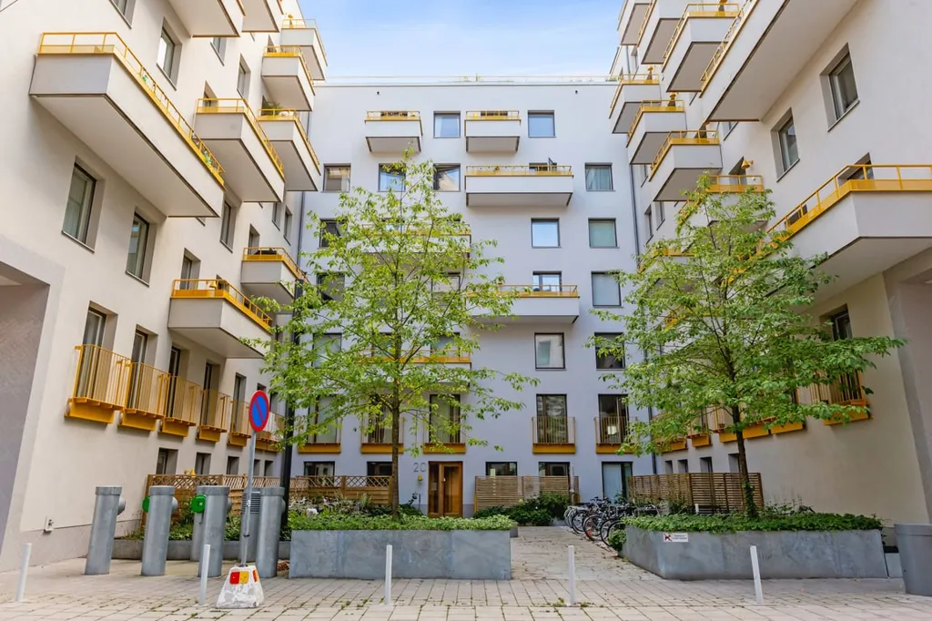 Aed - Apartment with Generous Terrace in Sundbyberg
