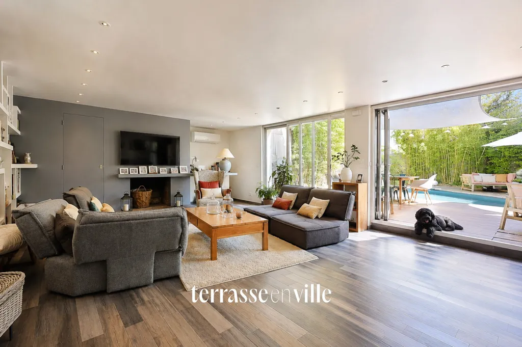Séjour - Maison avec Piscine et Jardin à Bois Luzy