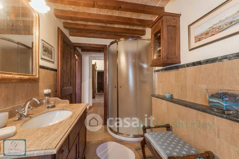 Salles de bain - Restored Rustico with Views in San Claudio